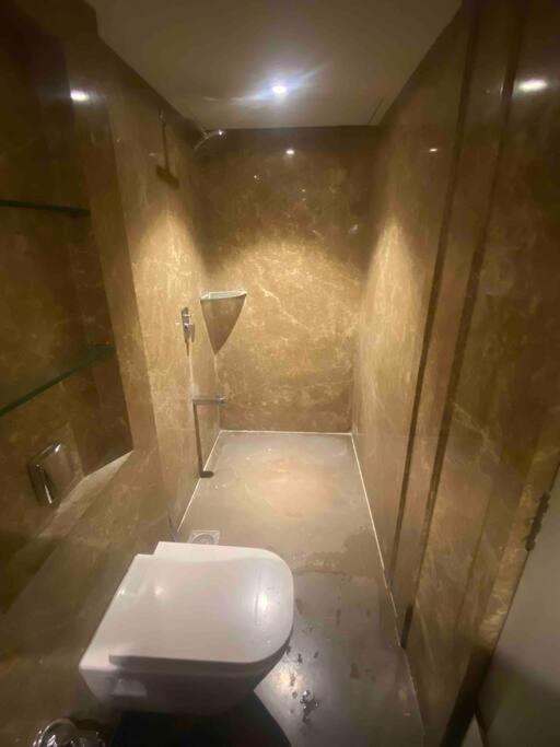 Bandra'S Prime Luxurious 2 Bhk Διαμέρισμα Βομβάη Εξωτερικό φωτογραφία